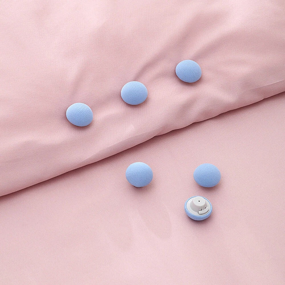 Cozy Button Design Quilt Cover