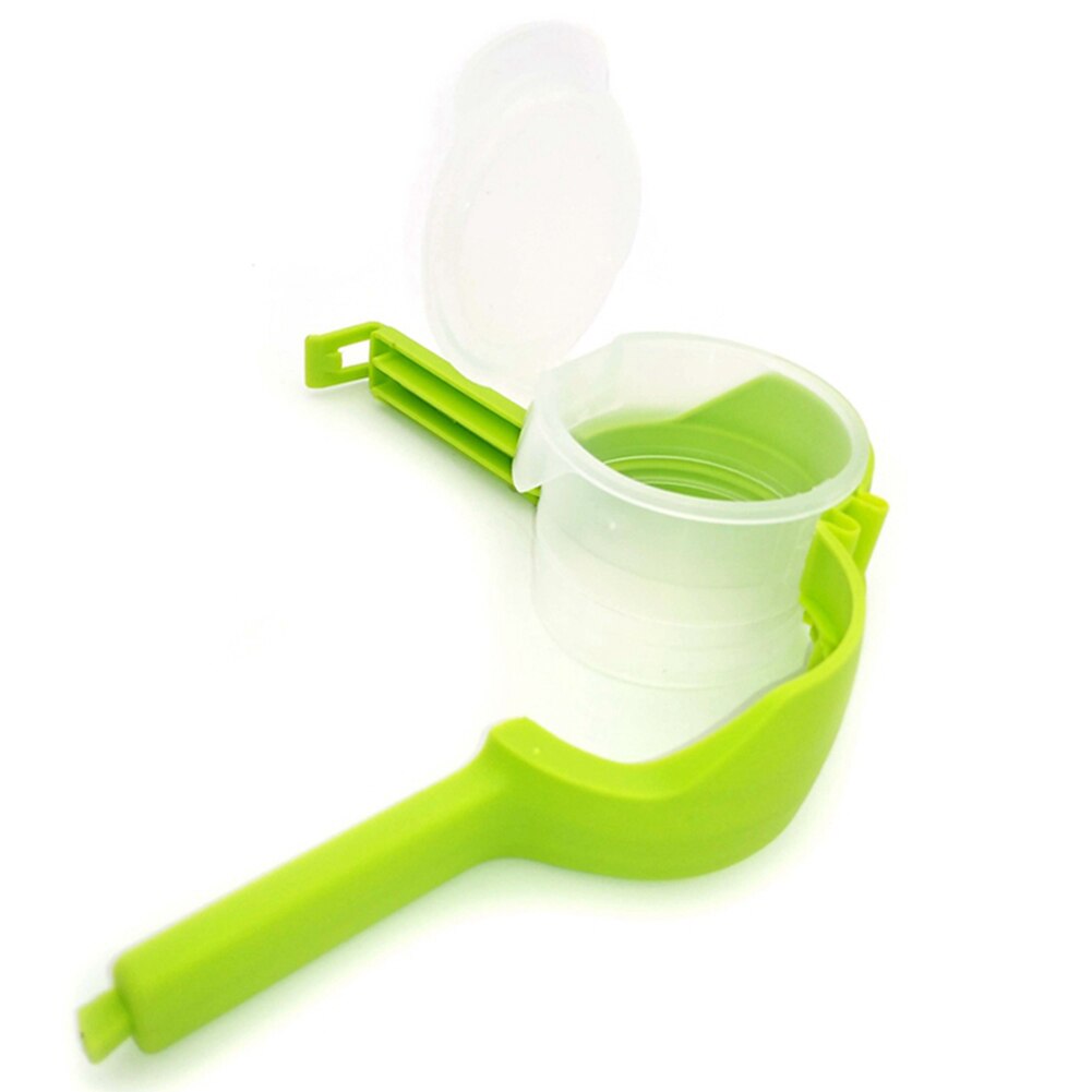 sealing cap for food pouch